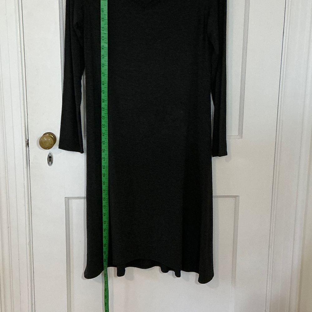 Beautiful fitted drape neck slinky Eileen Fisher classic charcoal dress, size PM - Picture 5 of 9